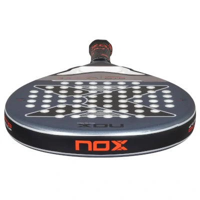 PALA NOX AT10 PRO CUP COMFORT BY AGUSTIN TAPIA 2025